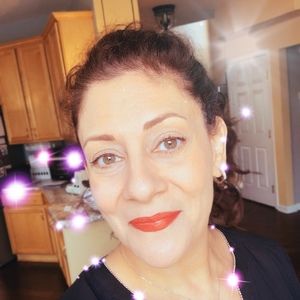 Meet your Posher, Wendi